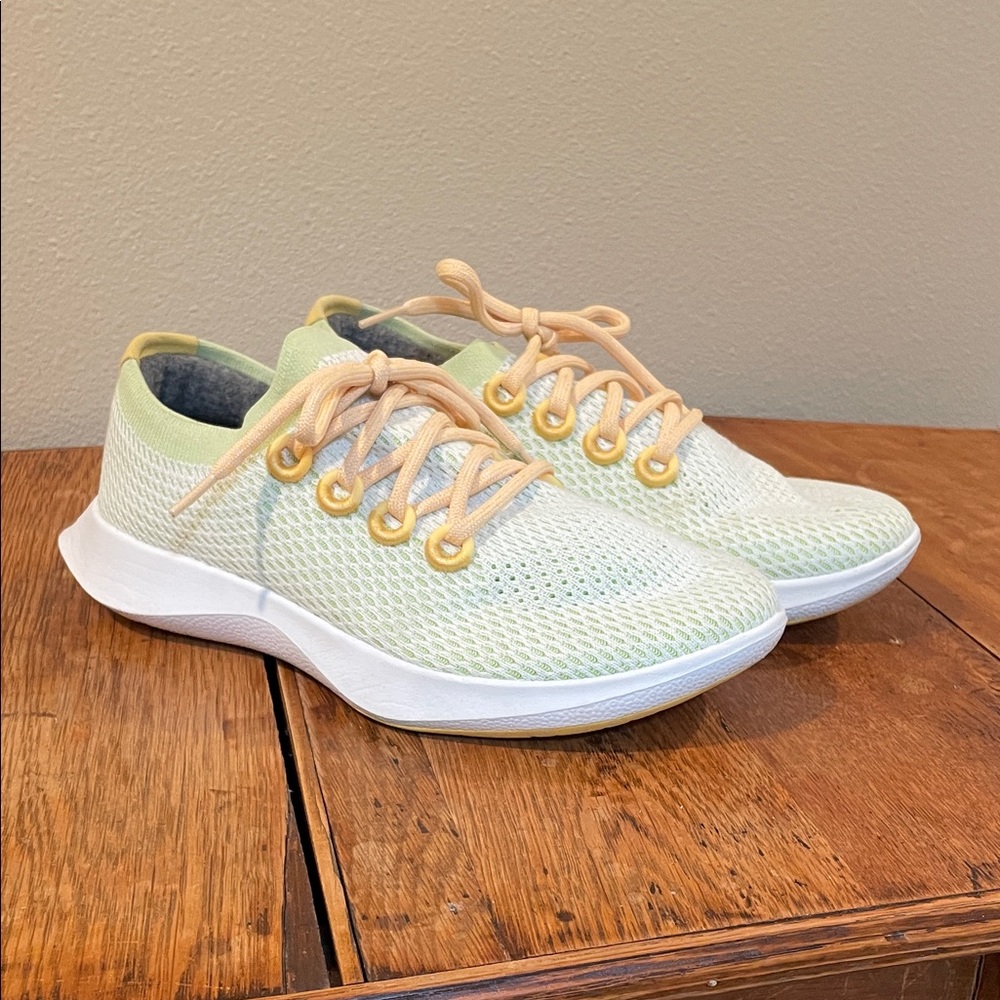 Allbirds Tree Dasher 1 Running Sneakers | Gaia Green | Women’s Size 10 | ReRun - Picture 2 of 10